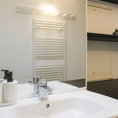 Duplex Adjoining The Eiffel Hall Lejlighed Saint-Ouen (Seine-Saint-Denis)