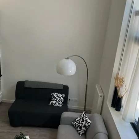 Duplex Adjoining The Eiffel Hall *